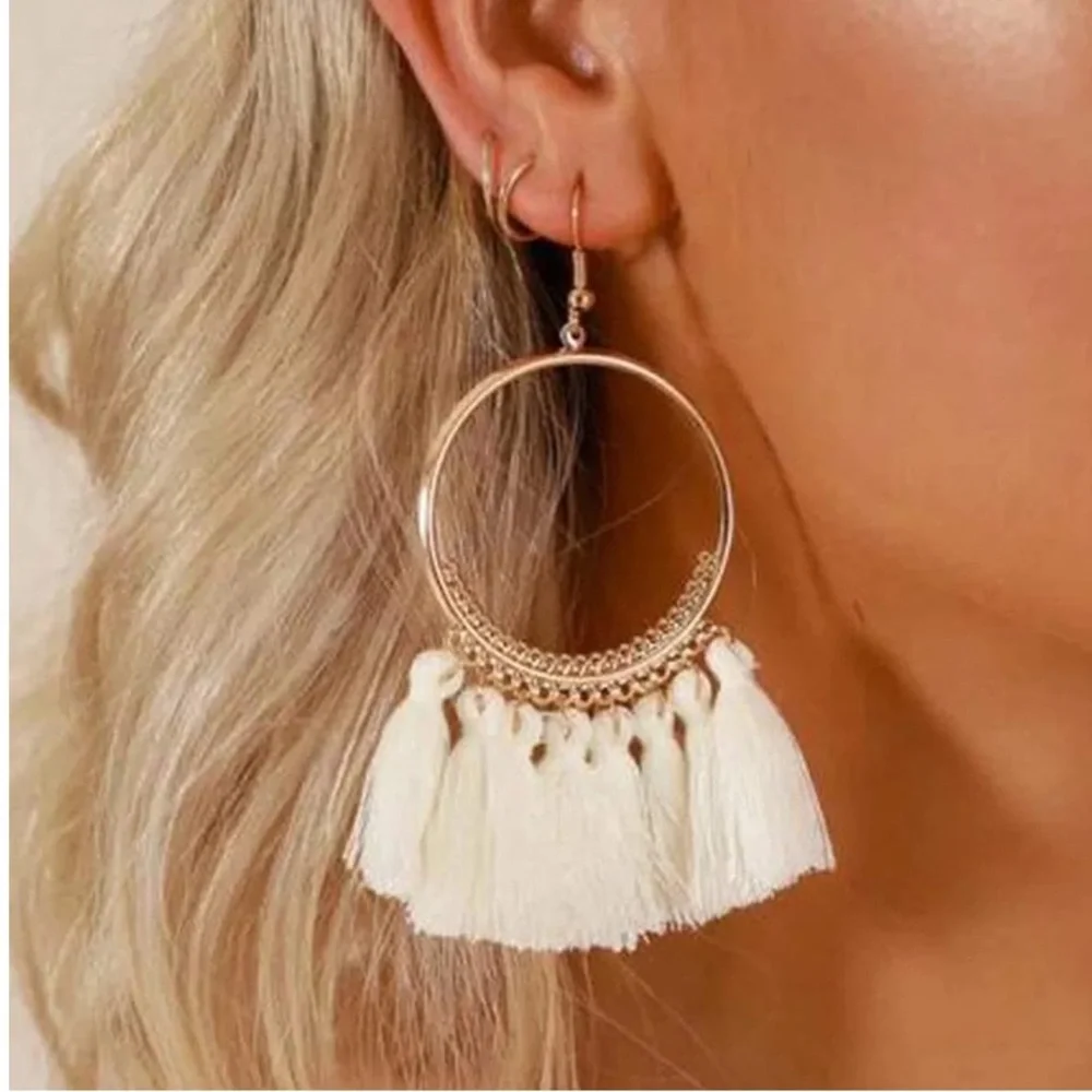 “Arriba!” Fun Tassel Fringe Hoop Cute Boho Earring